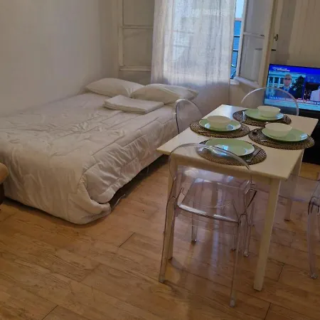Апартаменти Cosy Gare&tnb A 200 M - 3 Personnes - *